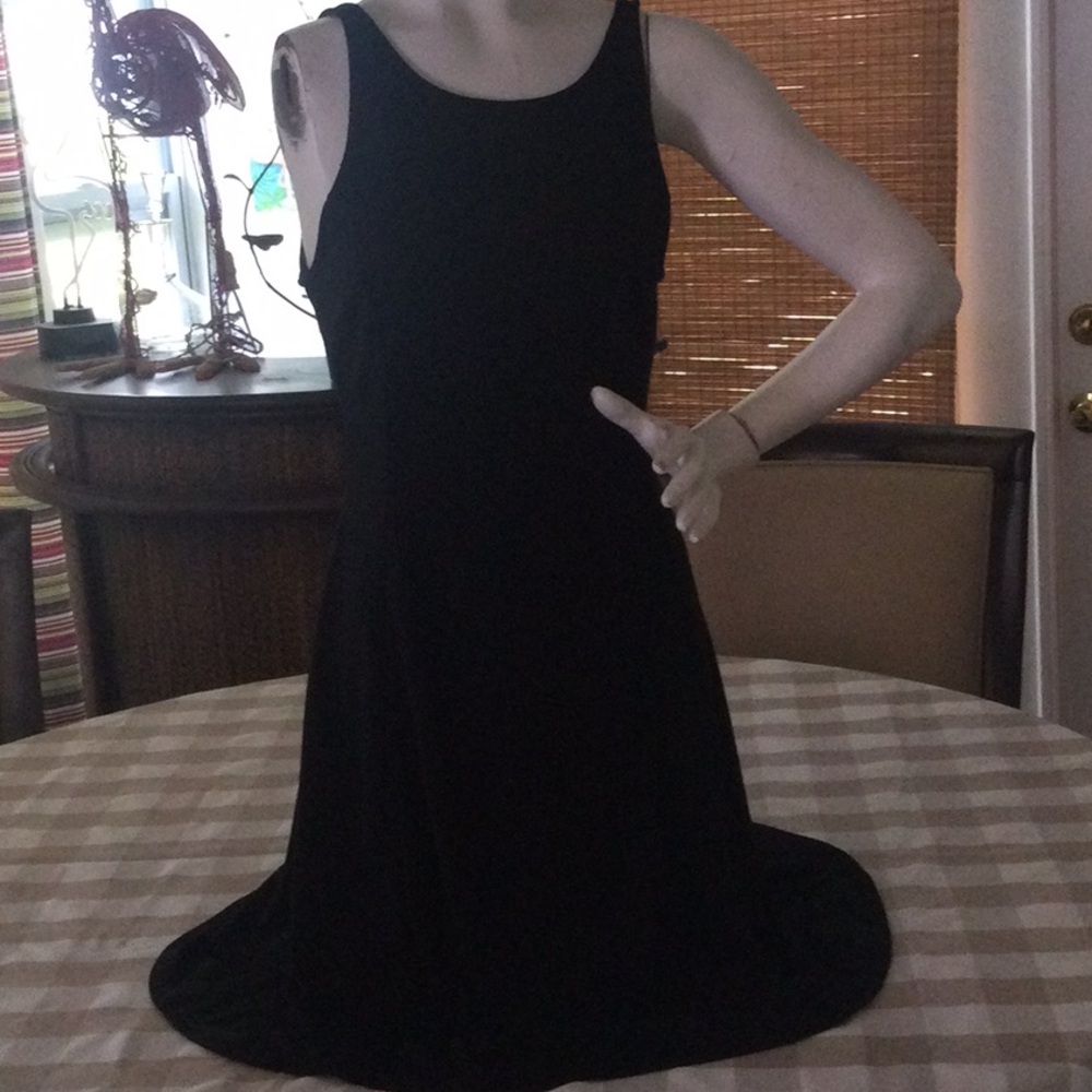 Old Navy Black Sleeveless Scoop Neck Mini Sundress